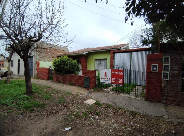 Casa · 60m² · 3 Ambientes · 1 Cochera
