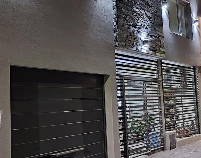 Casa · 207m² · 5 Ambientes · 1 Cochera