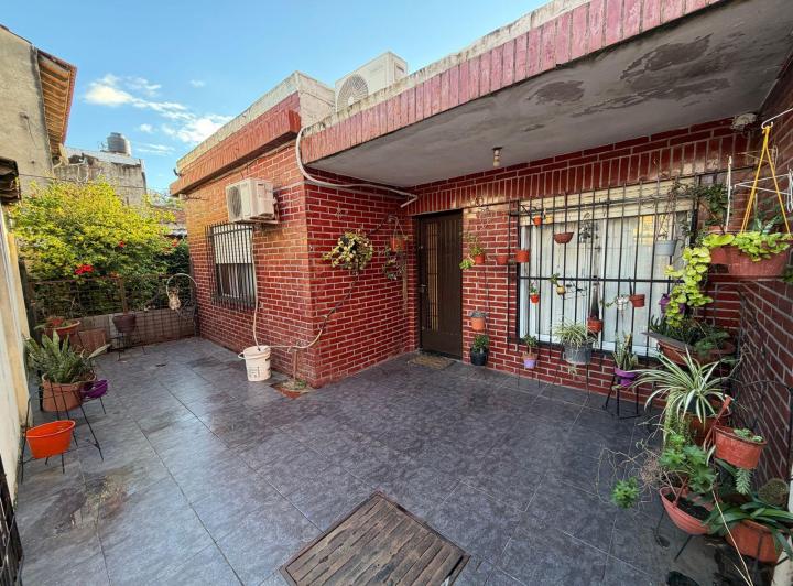 Casa · 66m² · 3 Ambientes · 1 Cochera
