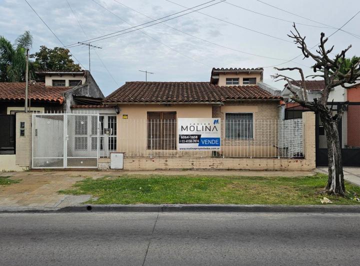 Casa · 105m² · 3 Ambientes · 2 Cocheras