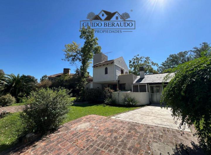 Casa · 170m² · 3 Dormitorios · 1 Cochera