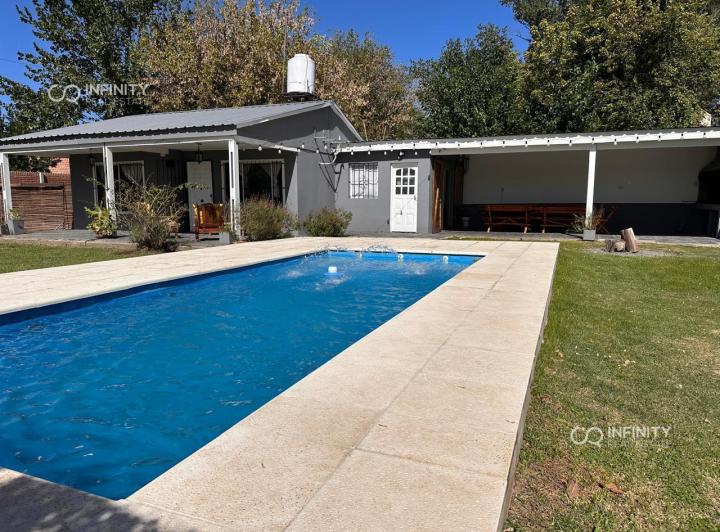 Casa · 45m² · 3 Ambientes · 2 Cocheras