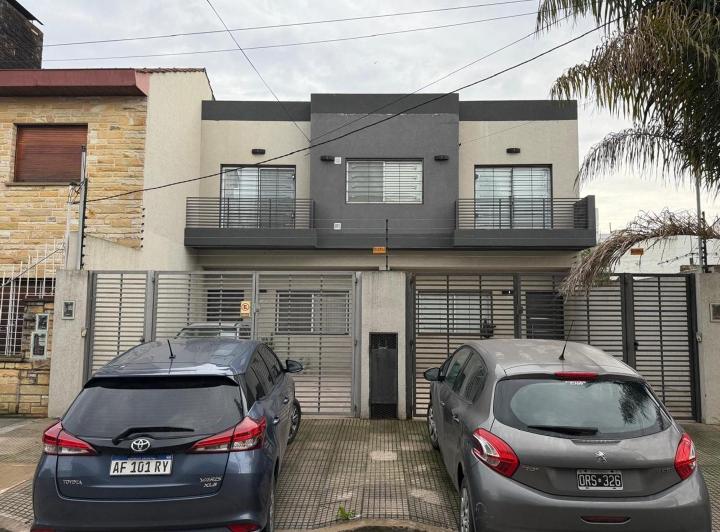 Casa · 120m² · 4 Ambientes · 1 Cochera