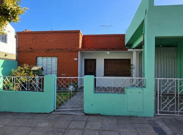 Casa · 70m² · 3 Ambientes · 1 Cochera
