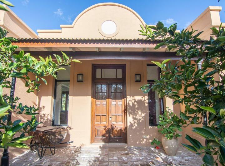 Casa · 250m² · 8 Ambientes