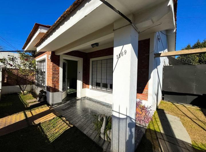 Casa · 175m² · 4 Ambientes · 2 Cocheras