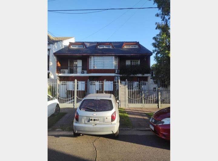 Casa · 150m² · 5 Ambientes · 1 Cochera