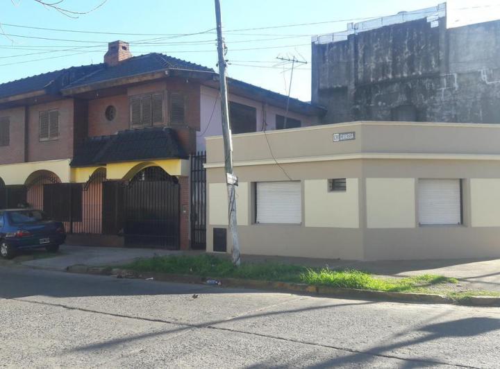 Casa · 190m² · 5 Ambientes · 2 Cocheras