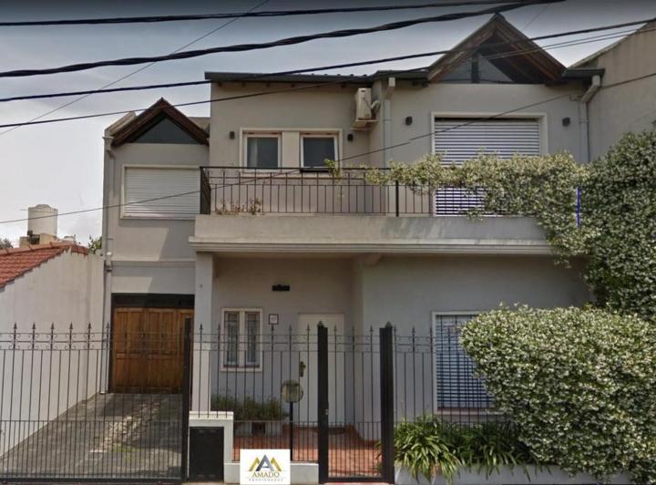 Casa · 163m² · 5 Ambientes · 3 Cocheras