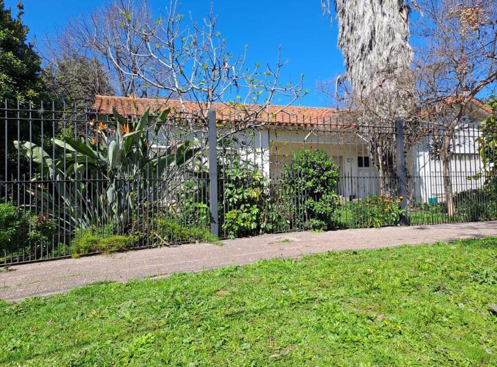 Casa · 170m² · 5 Ambientes · 2 Cocheras