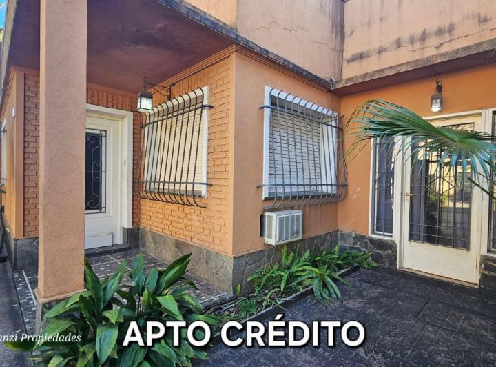 Casa · 115m² · 4 Ambientes · 1 Cochera