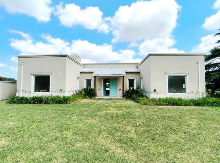 Casa · 246m² · 5 Ambientes