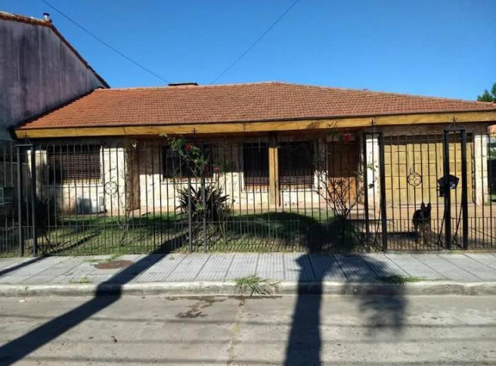 Casa · 170m² · 3 Dormitorios