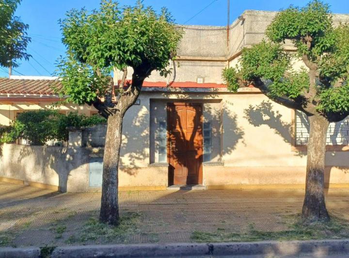 Casa · 80m² · 3 Ambientes · 1 Cochera