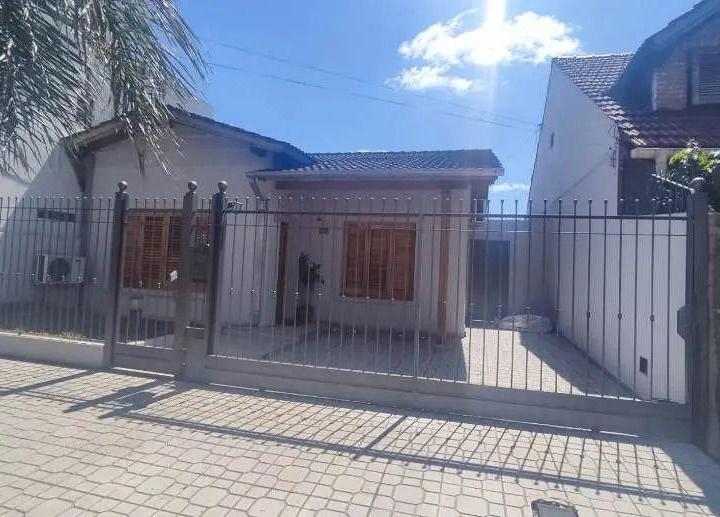Casa · 190m² · 3 Ambientes · 1 Cochera