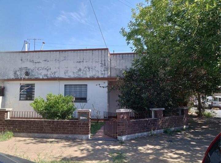 Casa · 190m² · 3 Ambientes · 1 Cochera