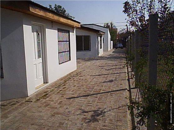 Casa · 250m² · 4 Dormitorios · 8 Cocheras