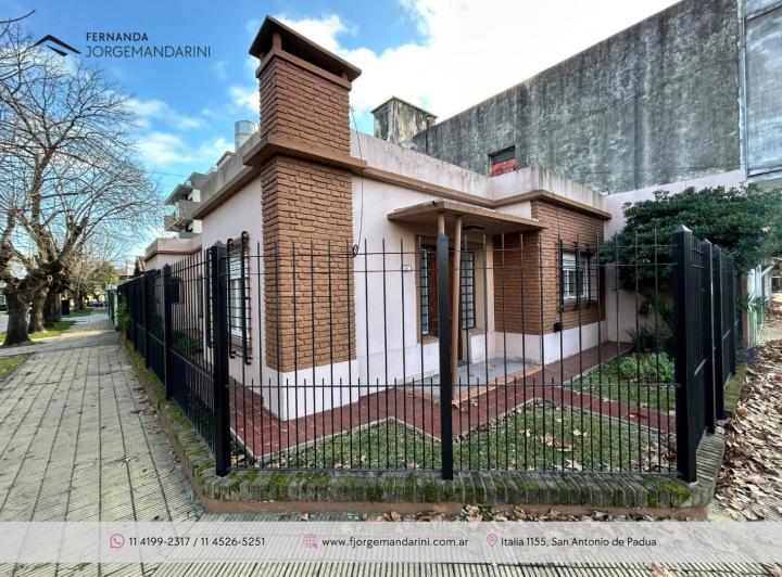 Casa · 100m² · 3 Ambientes · 1 Cochera