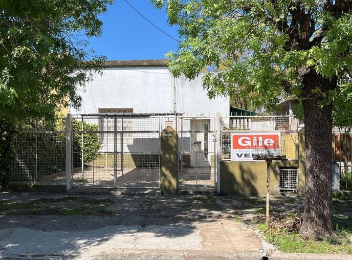 Casa · 90m² · 3 Ambientes · 1 Cochera