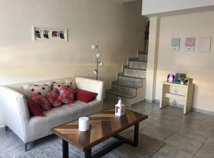 Casa · 85m² · 3 Ambientes · 1 Cochera