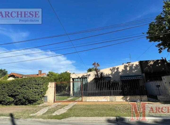 Casa · 85m² · 3 Ambientes · 1 Cochera