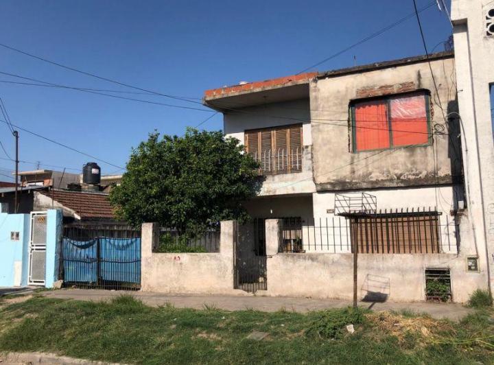 Casa · 250m² · 6 Ambientes