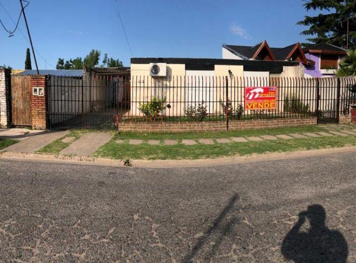 Casa · 100m² · 3 Ambientes · 1 Cochera