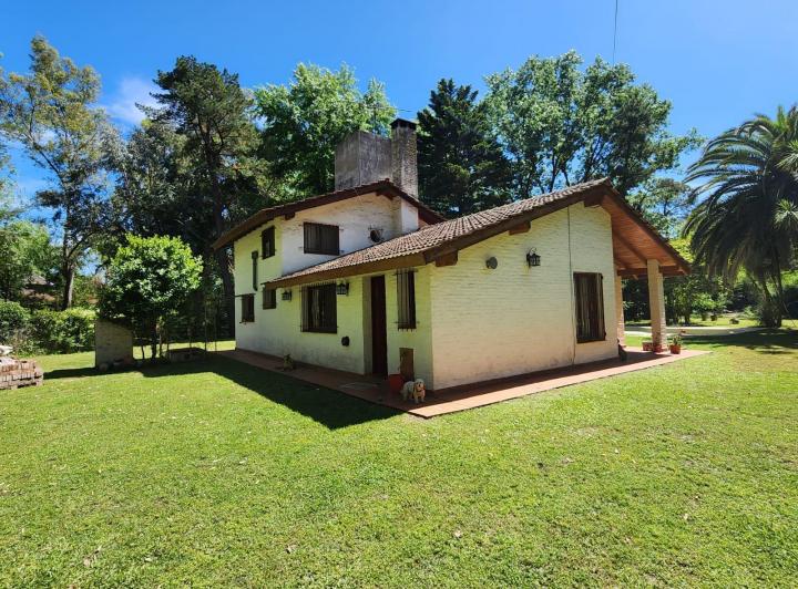 Casa · 135m² · 3 Ambientes · 1 Cochera