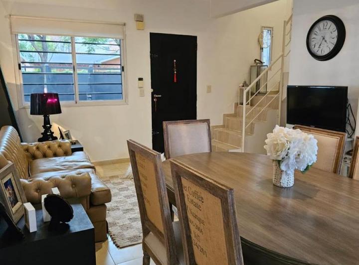 Casa · 65m² · 3 Ambientes · 1 Cochera