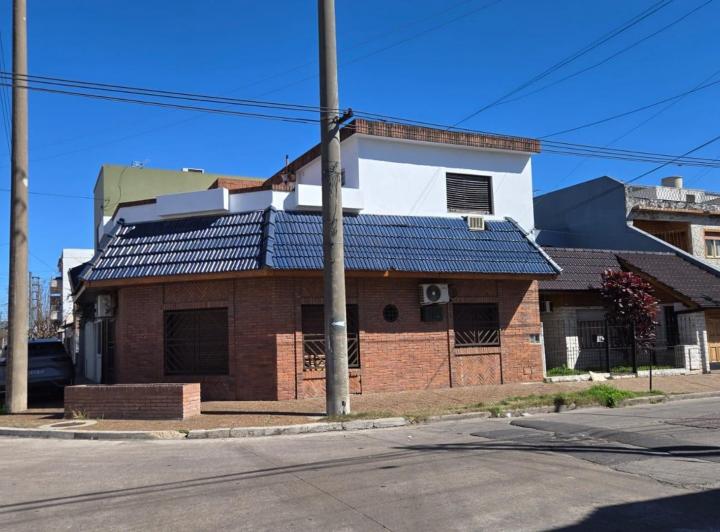 Casa · 140m² · 4 Ambientes