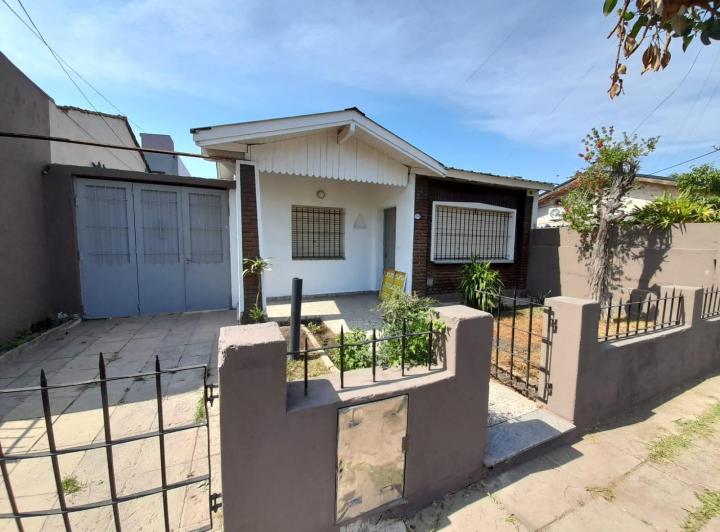 Casa · 80m² · 2 Dormitorios · 1 Cochera