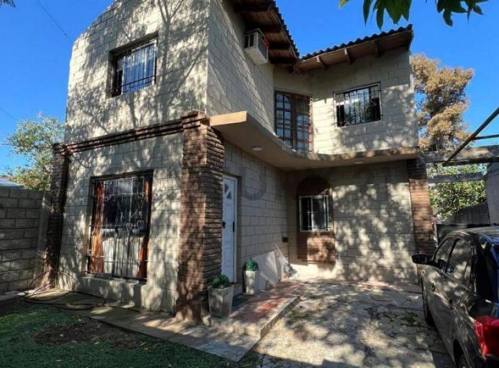 Casa · 130m² · 4 Ambientes