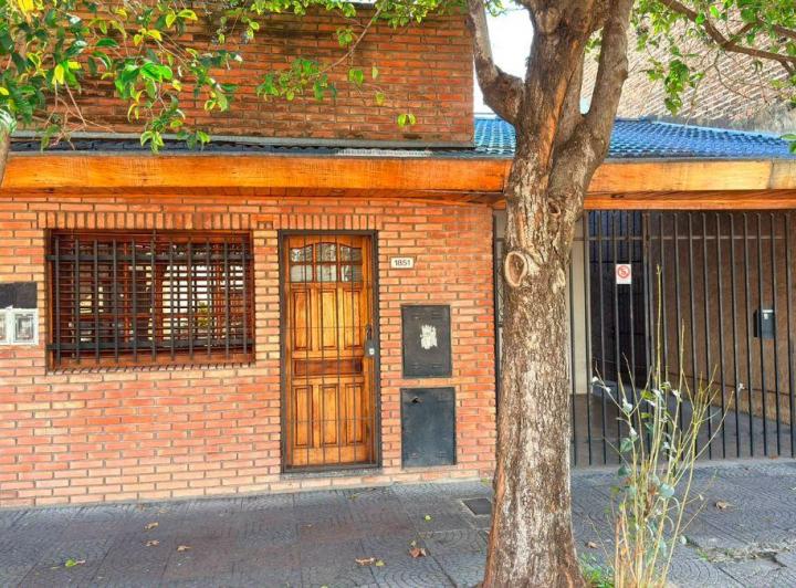 Casa · 130m² · 6 Ambientes