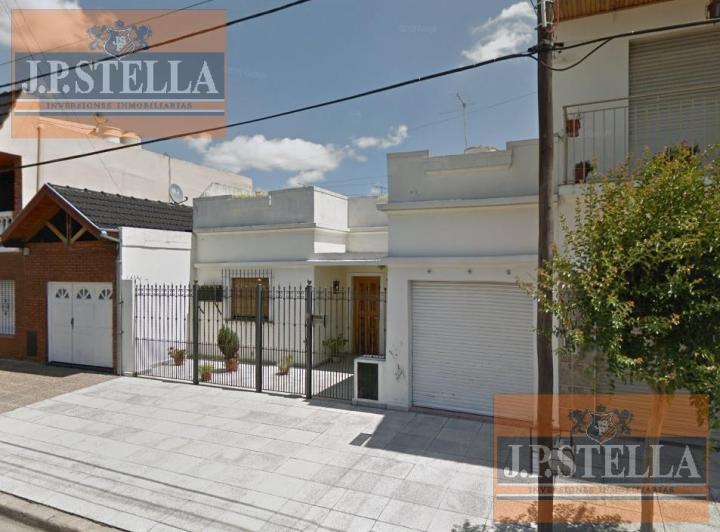 Casa · 110m² · 3 Ambientes · 1 Cochera