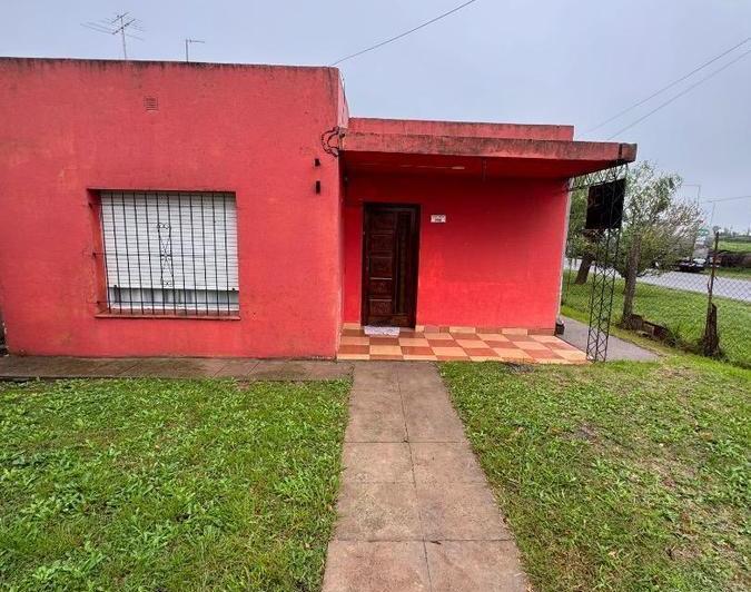 Casa · 140m² · 4 Ambientes · 3 Cocheras
