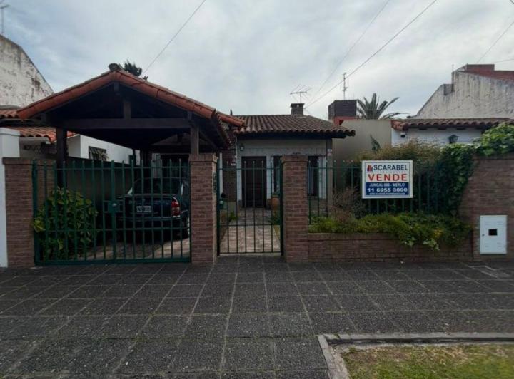 Casa · 120m² · 4 Ambientes · 1 Cochera