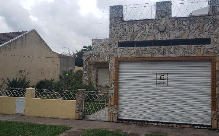 Casa · 107m² · 3 Ambientes · 1 Cochera
