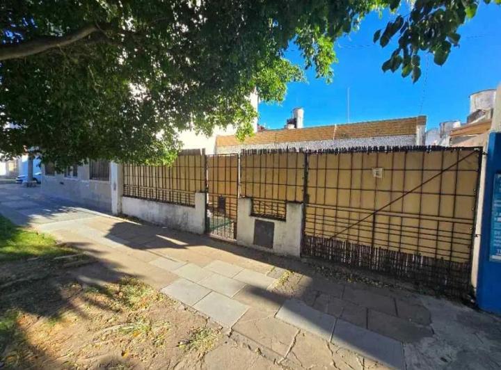 Casa · 85m² · 3 Ambientes · 1 Cochera