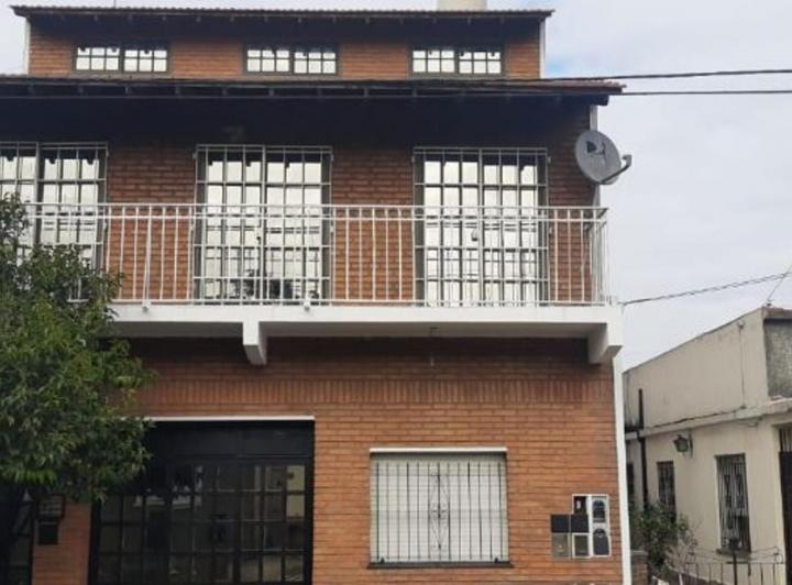 Casa · 180m² · 4 Ambientes