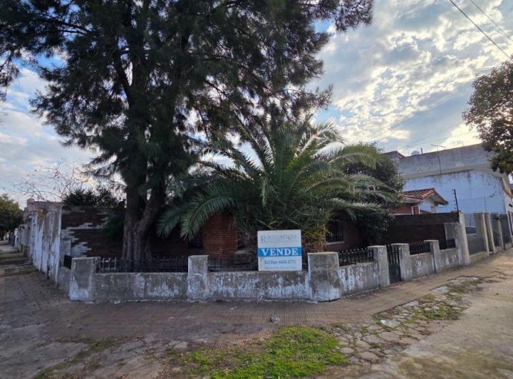 Casa · 150m² · 3 Ambientes · 1 Cochera