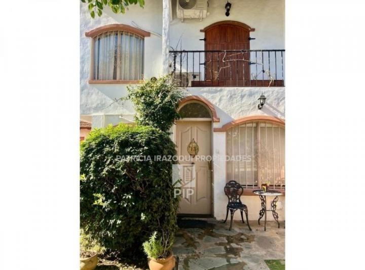 Casa · 160m² · 4 Ambientes · 1 Cochera