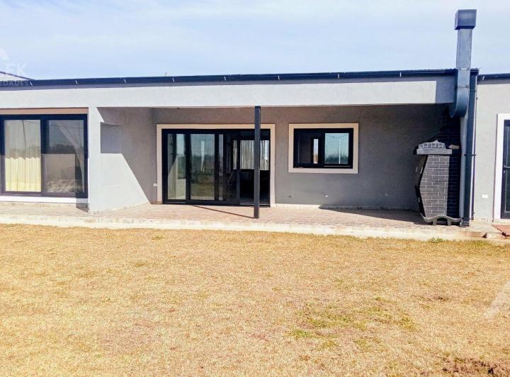 Casa · 108m² · 5 Ambientes · 1 Cochera