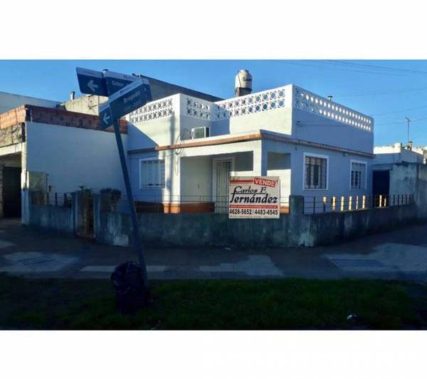Casa · 90m² · 2 Dormitorios