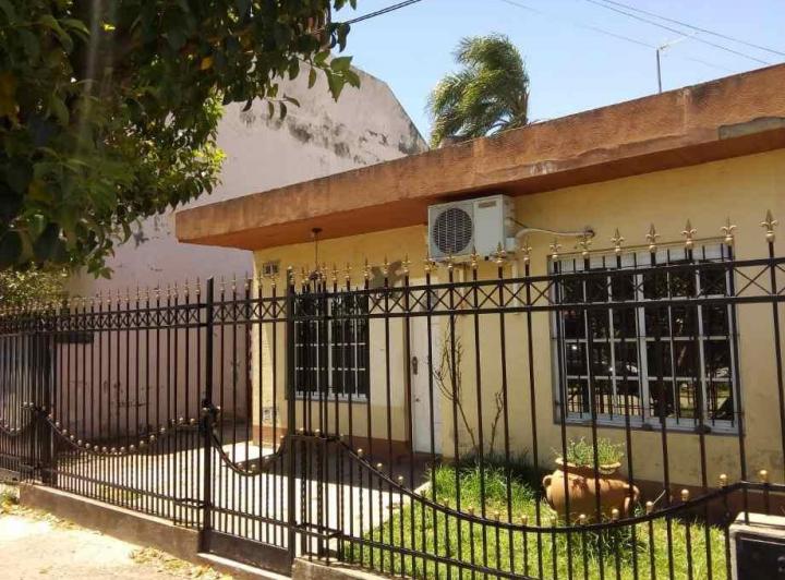 Casa · 145m² · 3 Ambientes · 1 Cochera