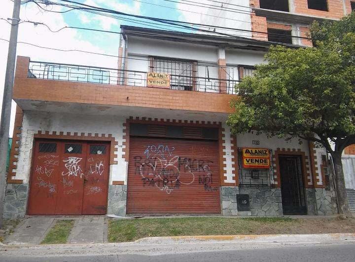 Casa · 136m² · 2 Dormitorios · 1 Cochera