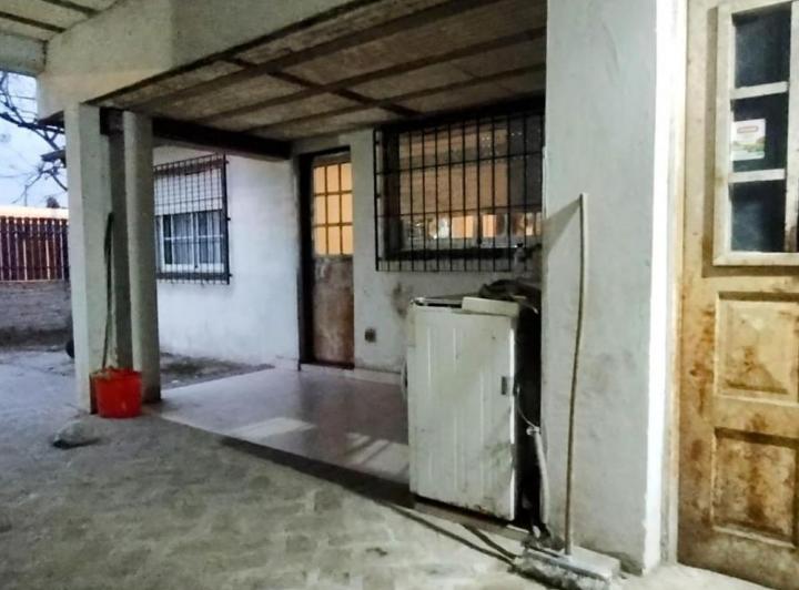 Casa · 80m² · 5 Ambientes · 1 Cochera