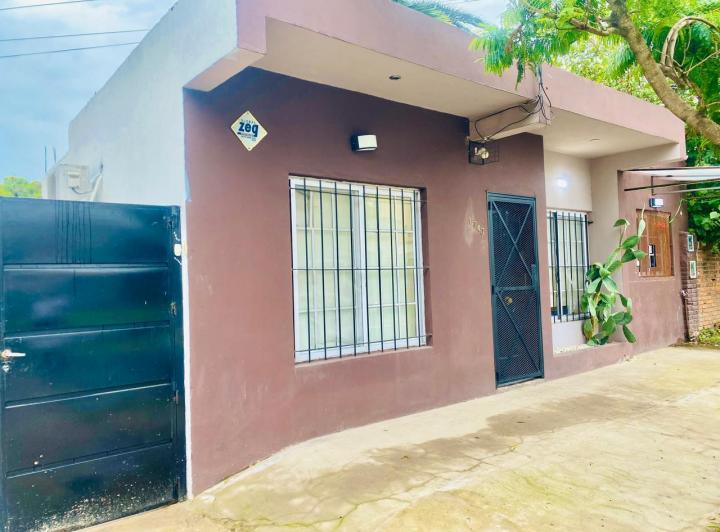 Casa · 180m² · 4 Ambientes · 2 Cocheras