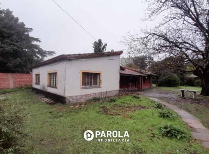 Casa · 200m² · 8 Ambientes · 5 Cocheras