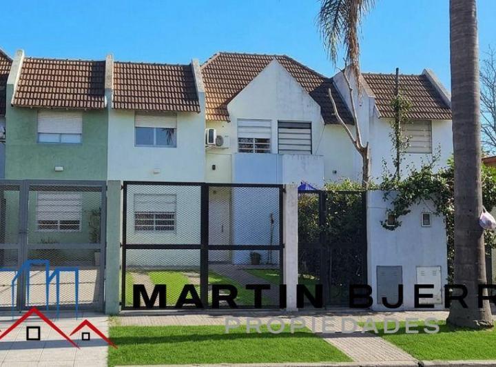 Casa · 89m² · 4 Ambientes · 1 Cochera