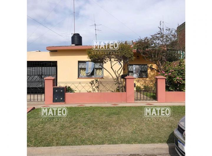Casa · 1m² · 3 Ambientes · 1 Cochera